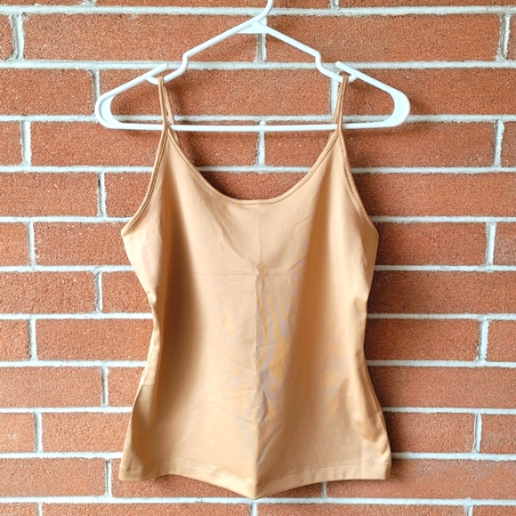 🦋3/$23🦋M Cami - Banana Republic - Picture 1 of 5